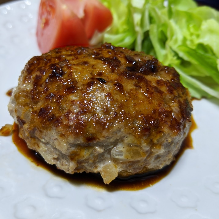 パサパサ卒業!肉の旨味たっぷりハンバーグ!
